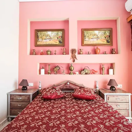 Klea Apartment *